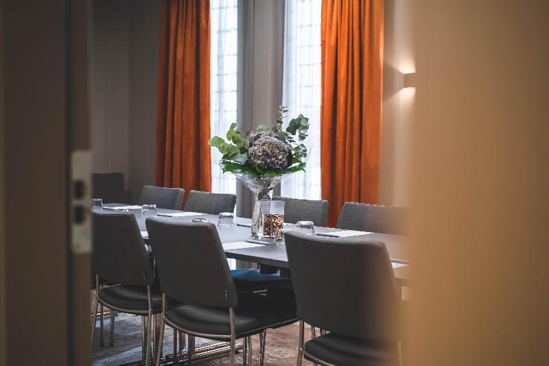 Hotel Elite Plaza Oernskoeldsvik Esterno foto