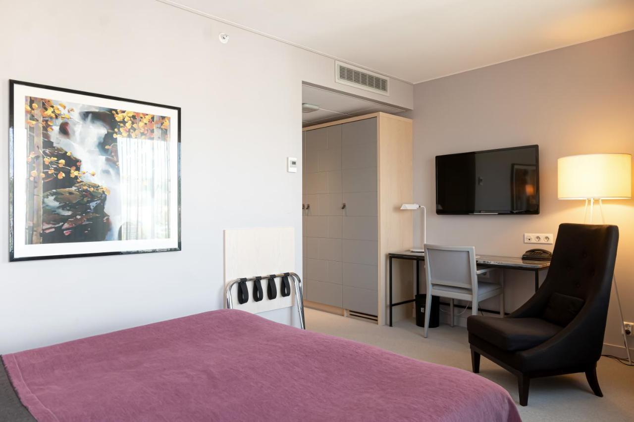 Hotel Elite Plaza Oernskoeldsvik Esterno foto